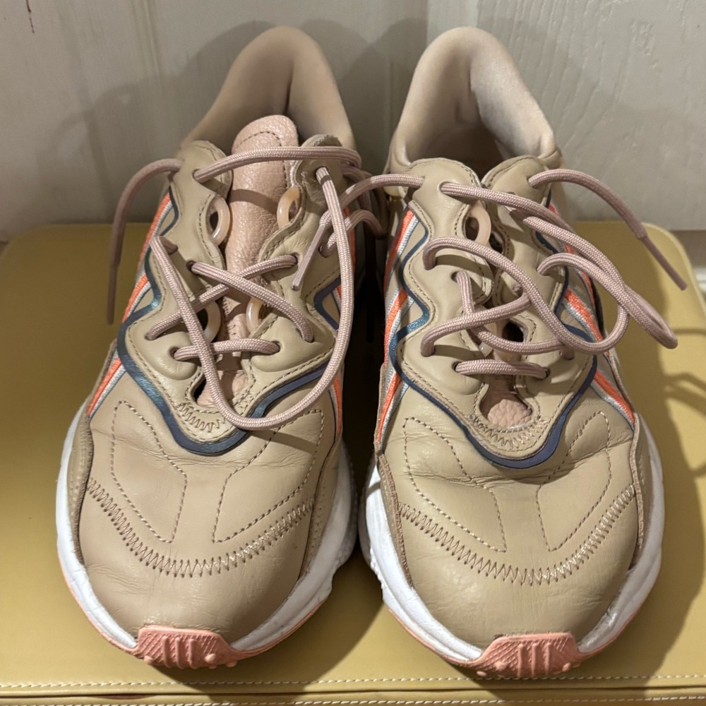 Adidas Ozweego Women's Tan Peach Trainers /Sneakers
